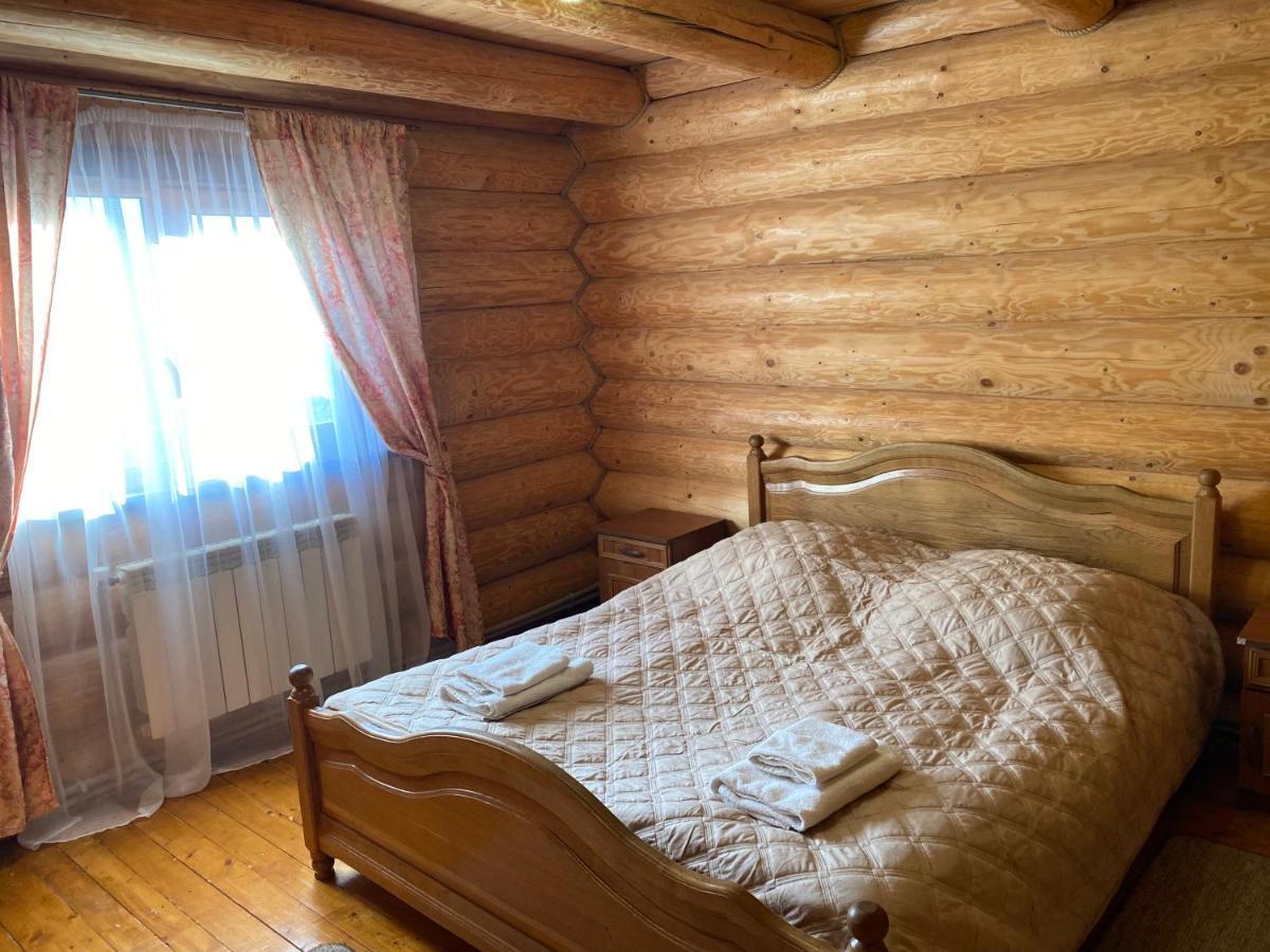 Smerekovyi Dvir Polyana  Buitenkant foto