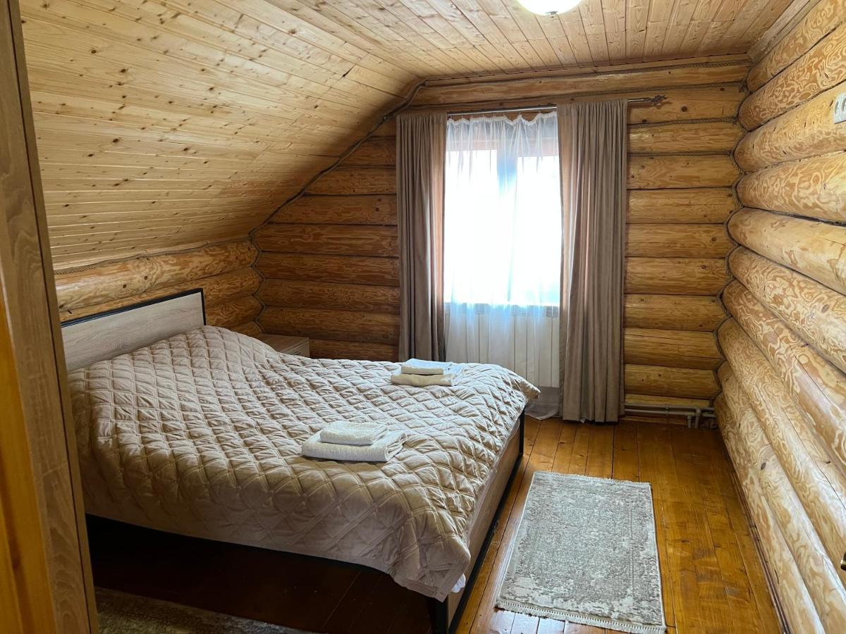 Smerekovyi Dvir Polyana  Buitenkant foto